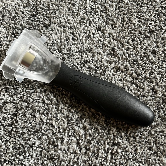 NEW Pampered Chef Kernel Cutter - Picture 2 of 4